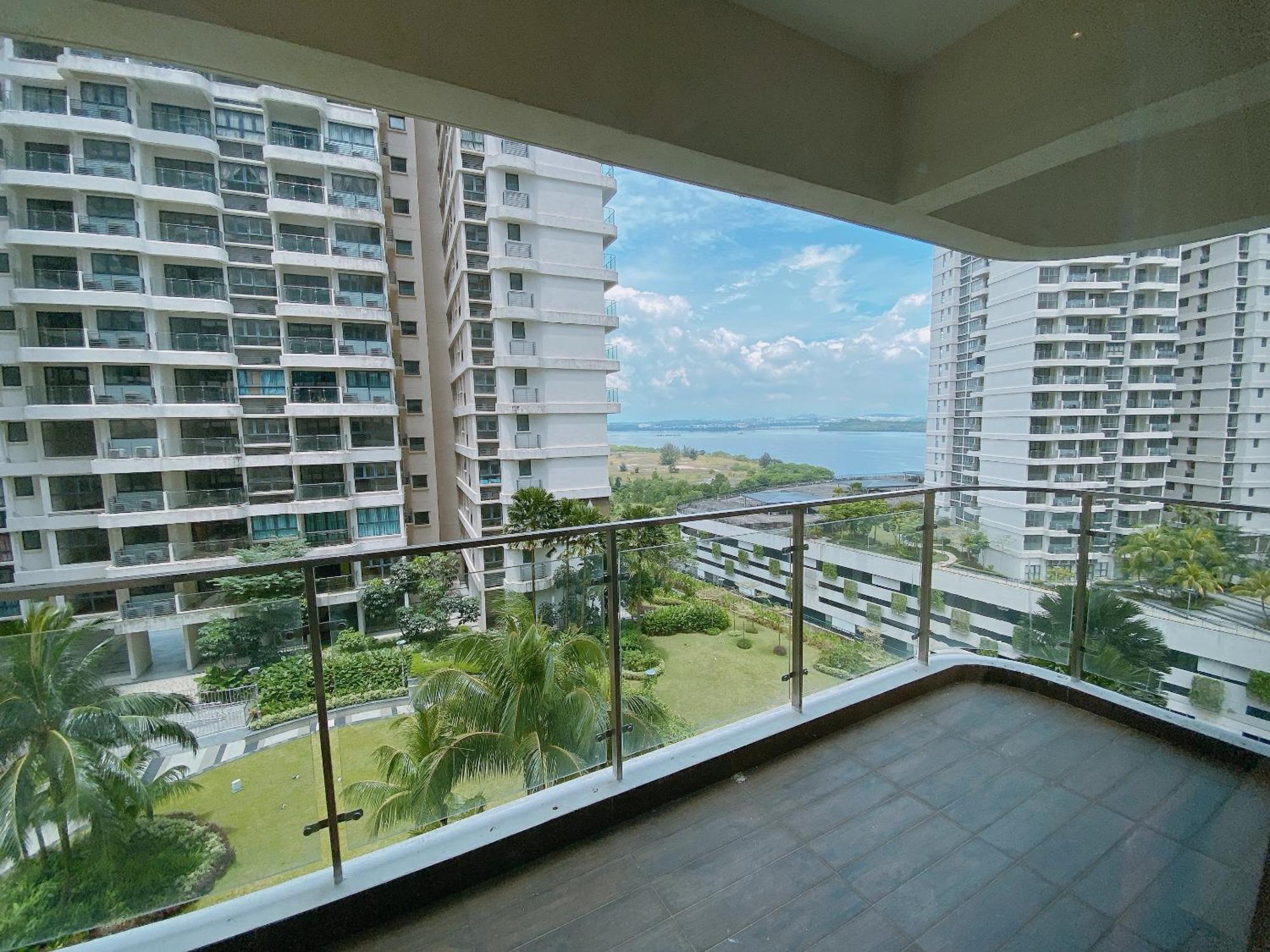 Country Garden Danga Bay By Lions Bay Lägenhet Johor Bahru Rum bild